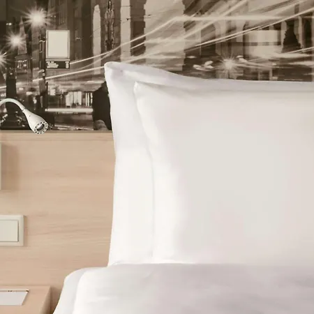 Super 8 By Wyndham Otel