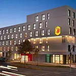Super 8 By Wyndham 3*