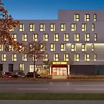 Hotel Super 8 By Wyndham 3*