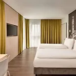 Super 8 By Wyndham Augsburg