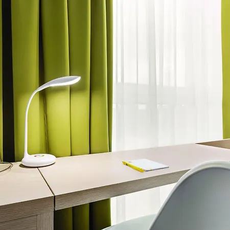 Super 8 By Wyndham Hotel