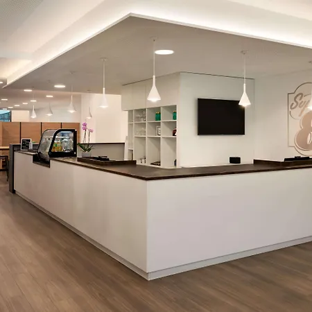 Super 8 By Wyndham Hotel 3*