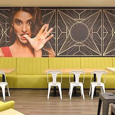 Hotel Super 8 By Wyndham 3*