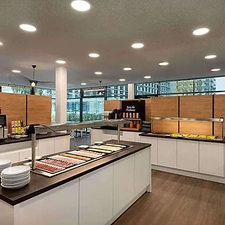 Hotel Super 8 By Wyndham