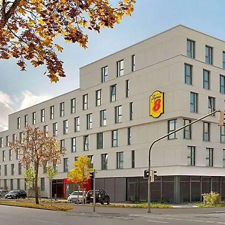 Hotel Super 8 By Wyndham Augsbourg