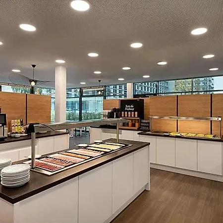 Hotel Super 8 By Wyndham